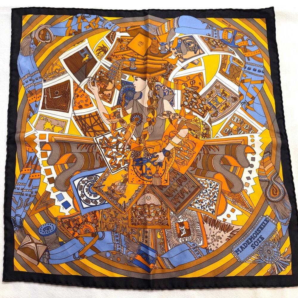 RARE  Hermes Paris 'Mademoiselle Soie' 100% Silk Vintage Pocket Square Vintage